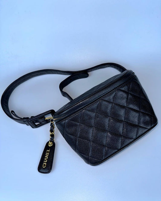 VINTAGE CAVIAR BELTBAG