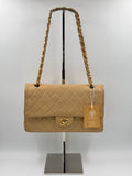 Chanel Vintage Medium Classic Double Flap GHW