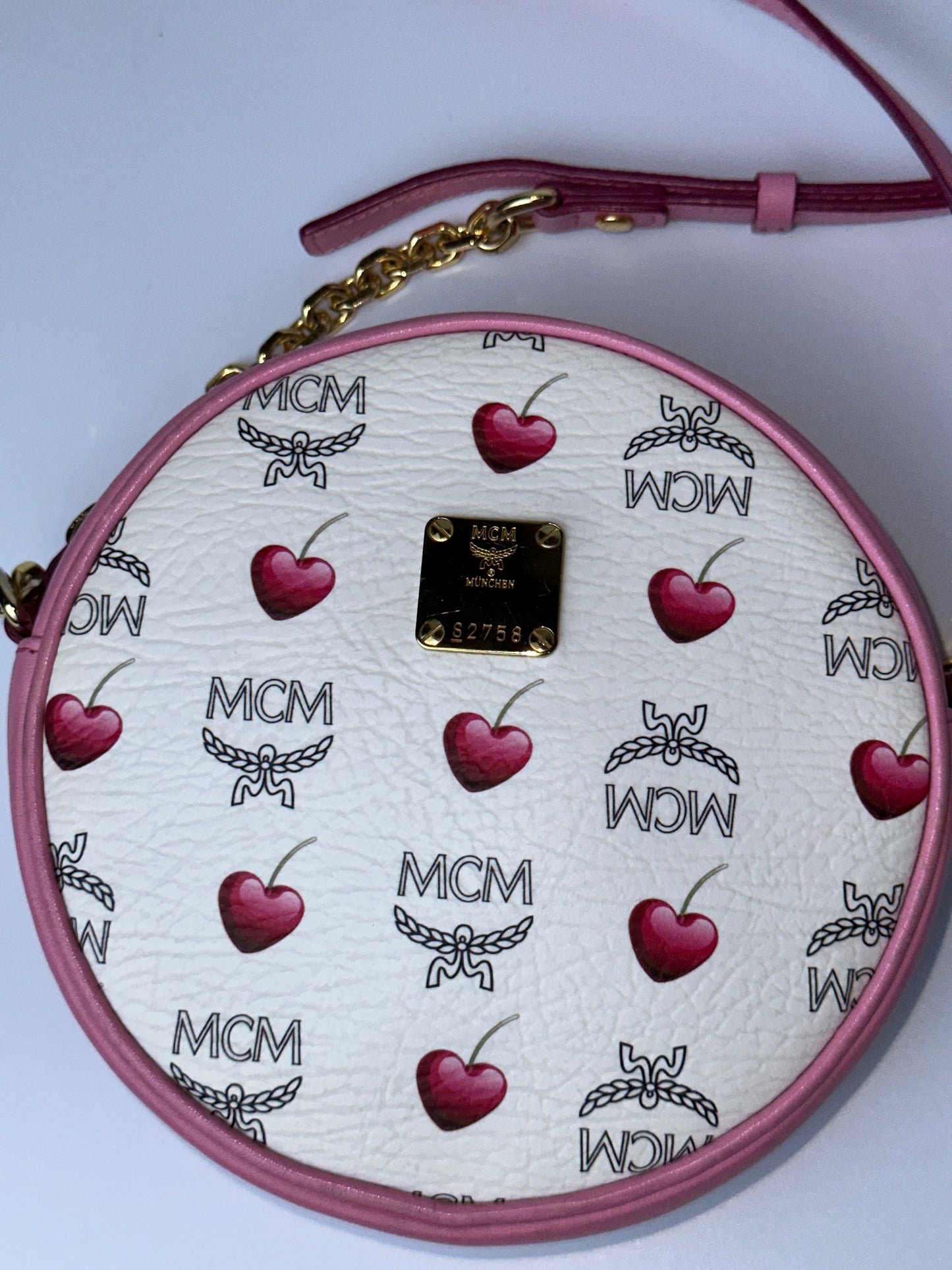 MCM CHERRY ROUND SLING BAG