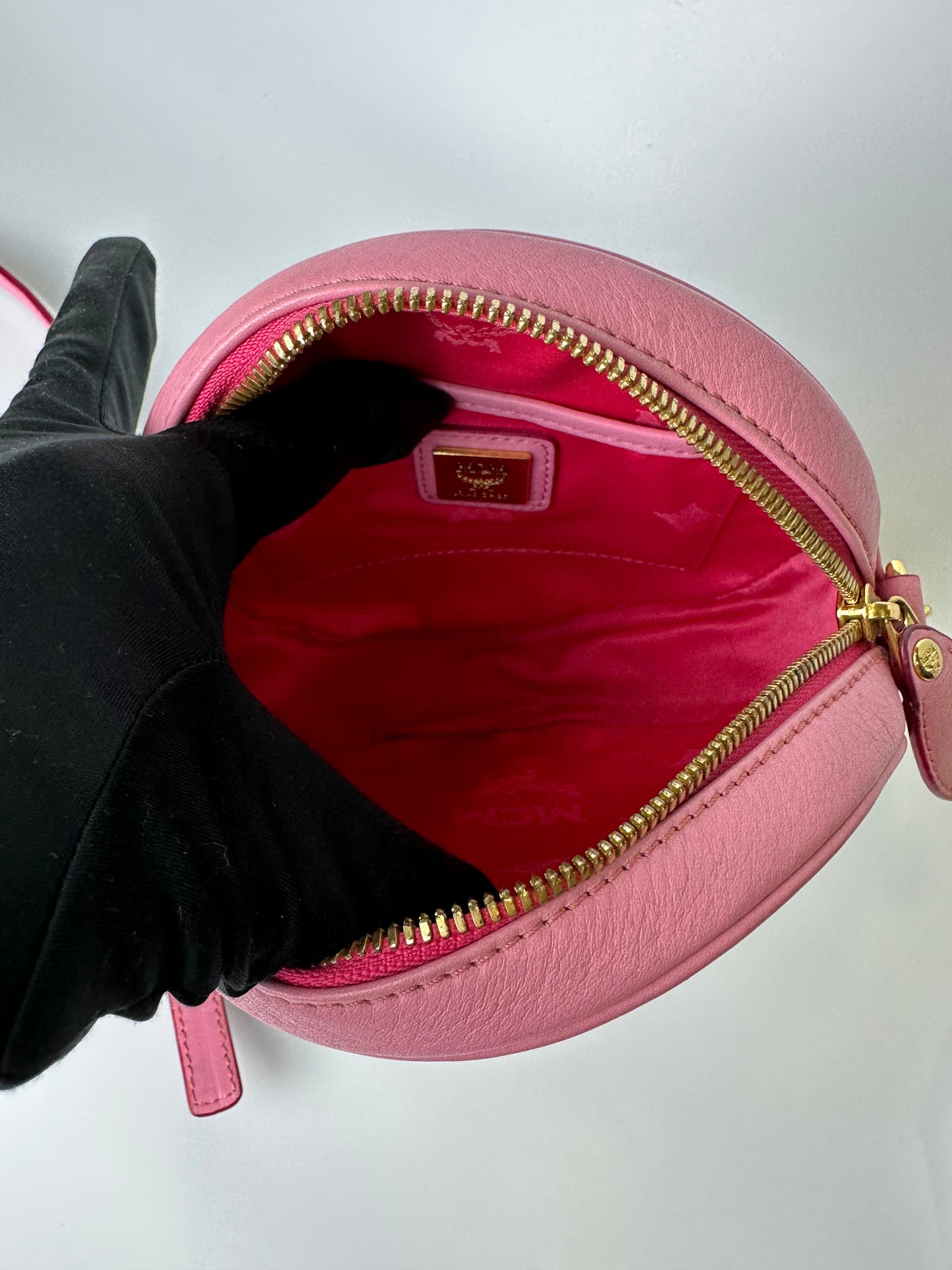 MCM CHERRY ROUND SLING BAG