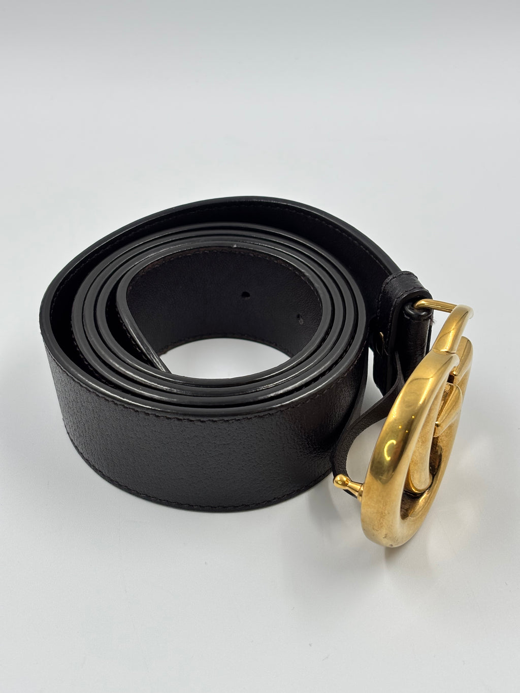 Gucci Black Leather GG Bucket Belt