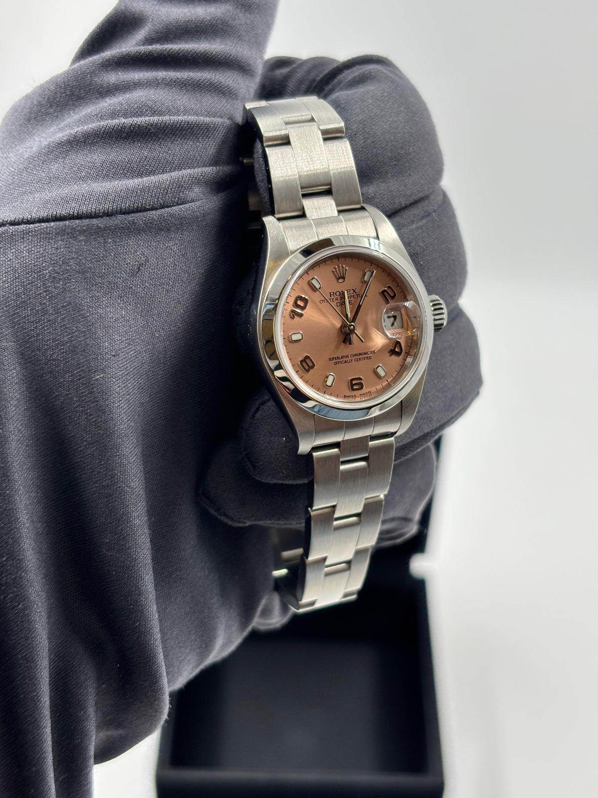 Rolex Oyster Perpetual Date Stainless Steel Salmon pink dial
