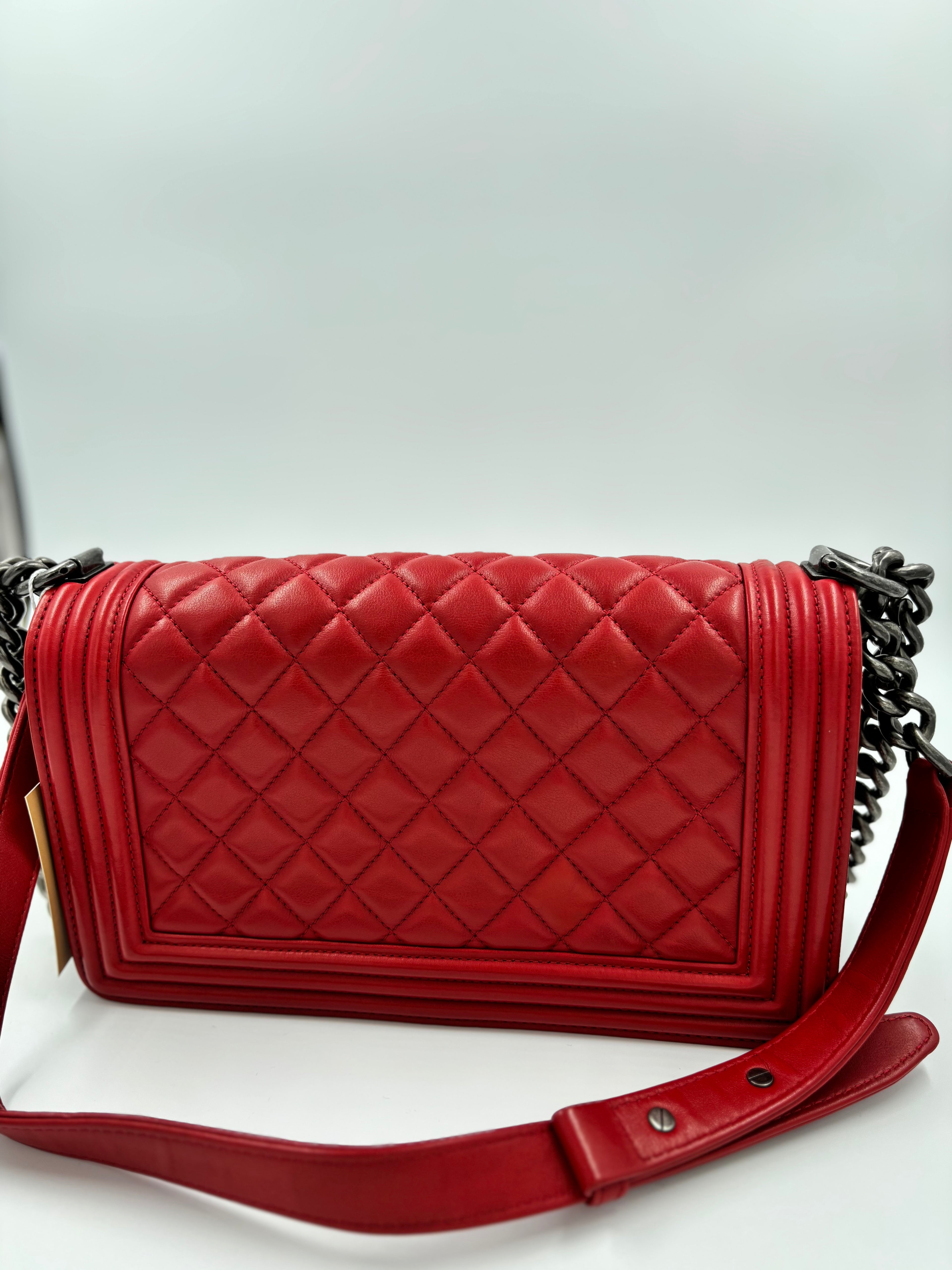 Le Boy Red Old Meduim Lambskin Leather