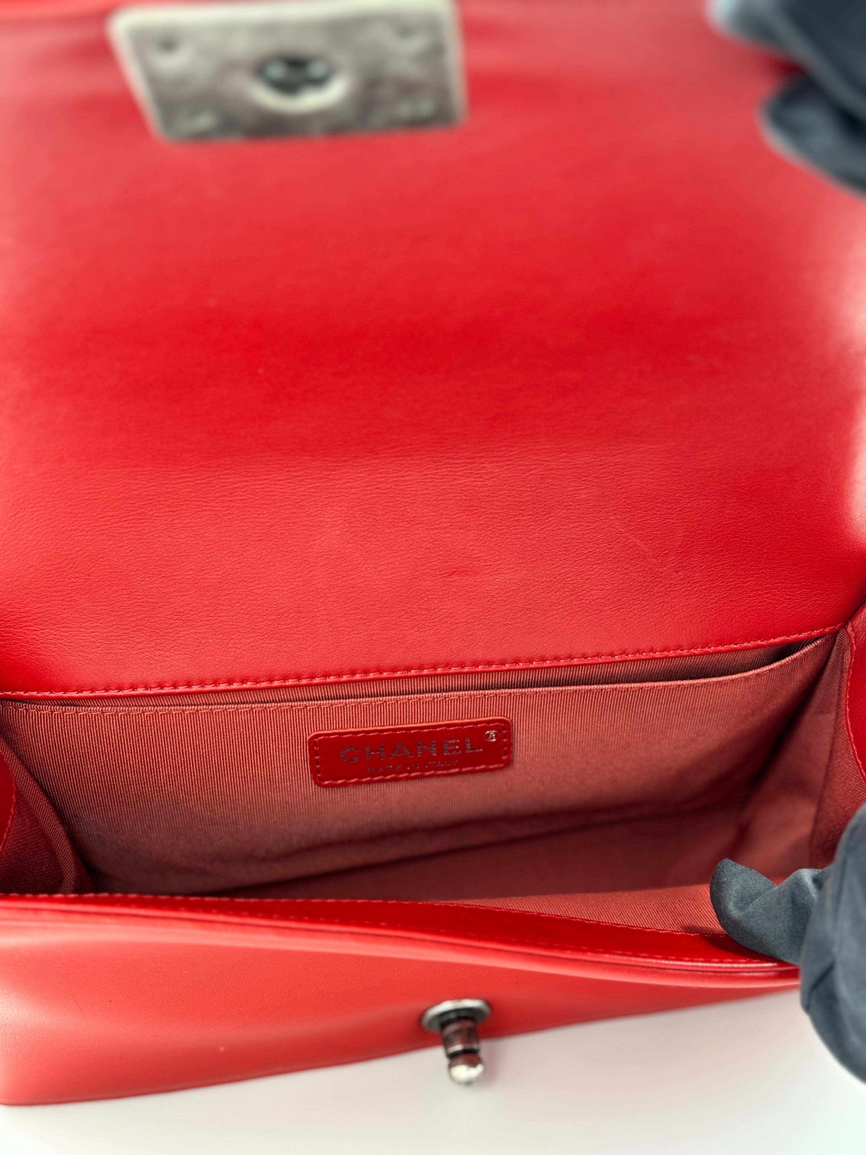 Le Boy Red Old Meduim Lambskin Leather