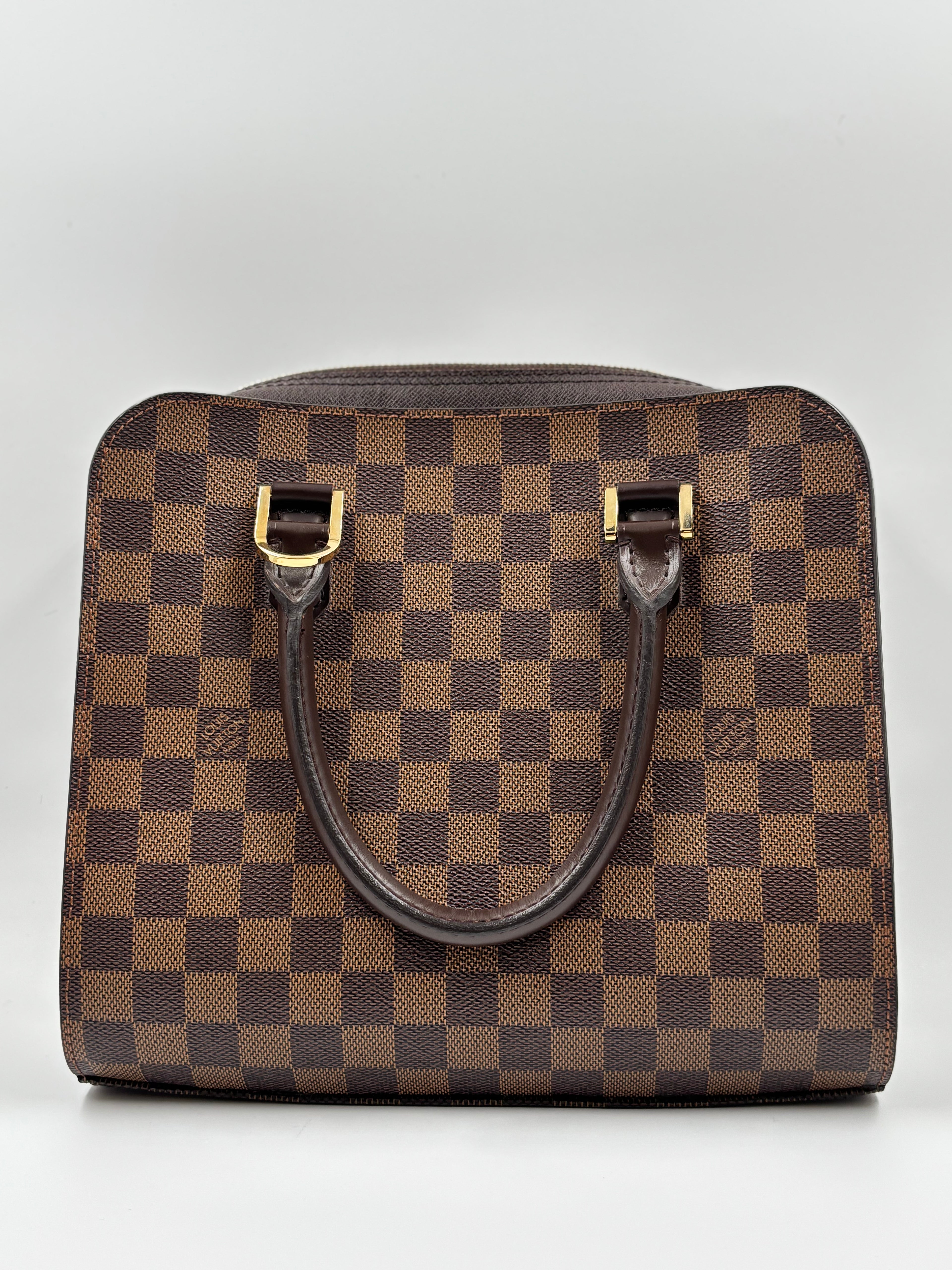 LV Triana