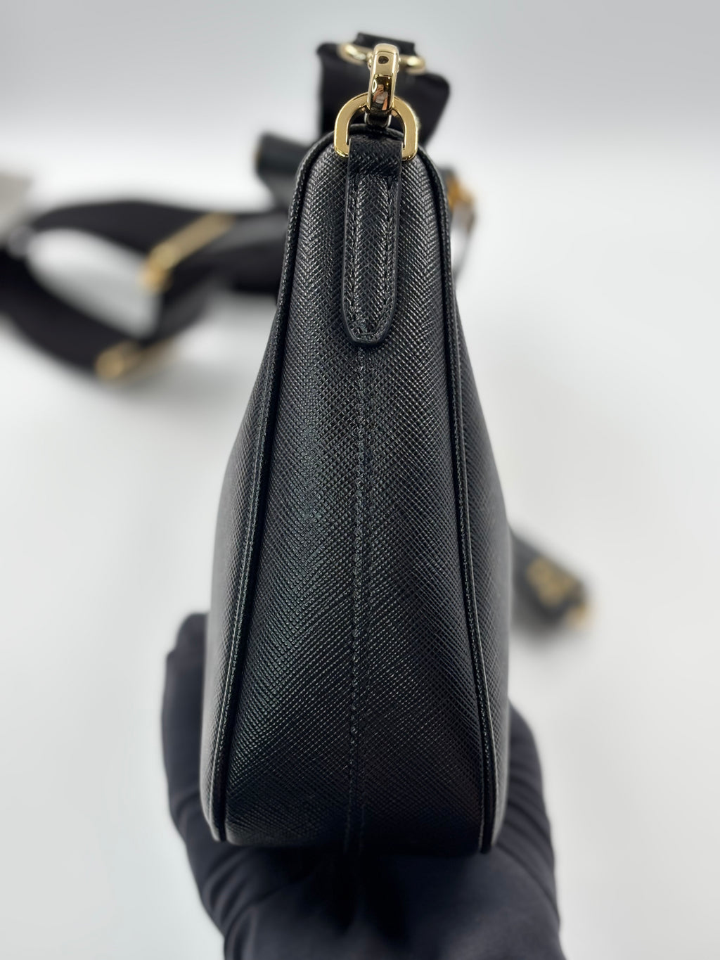 Prada Re-Edition 2005 Saffiano Lux Leather Shoulder Bag