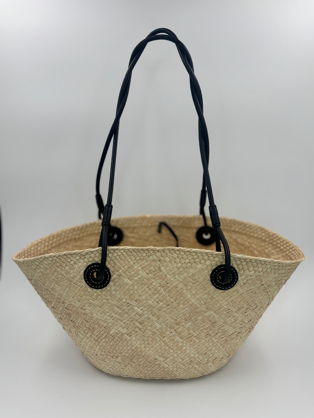 Loewe Raffia