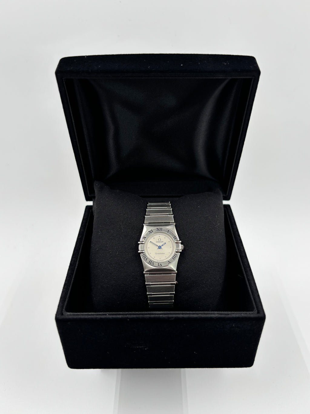 Omega Constellation Flat Glass White Face