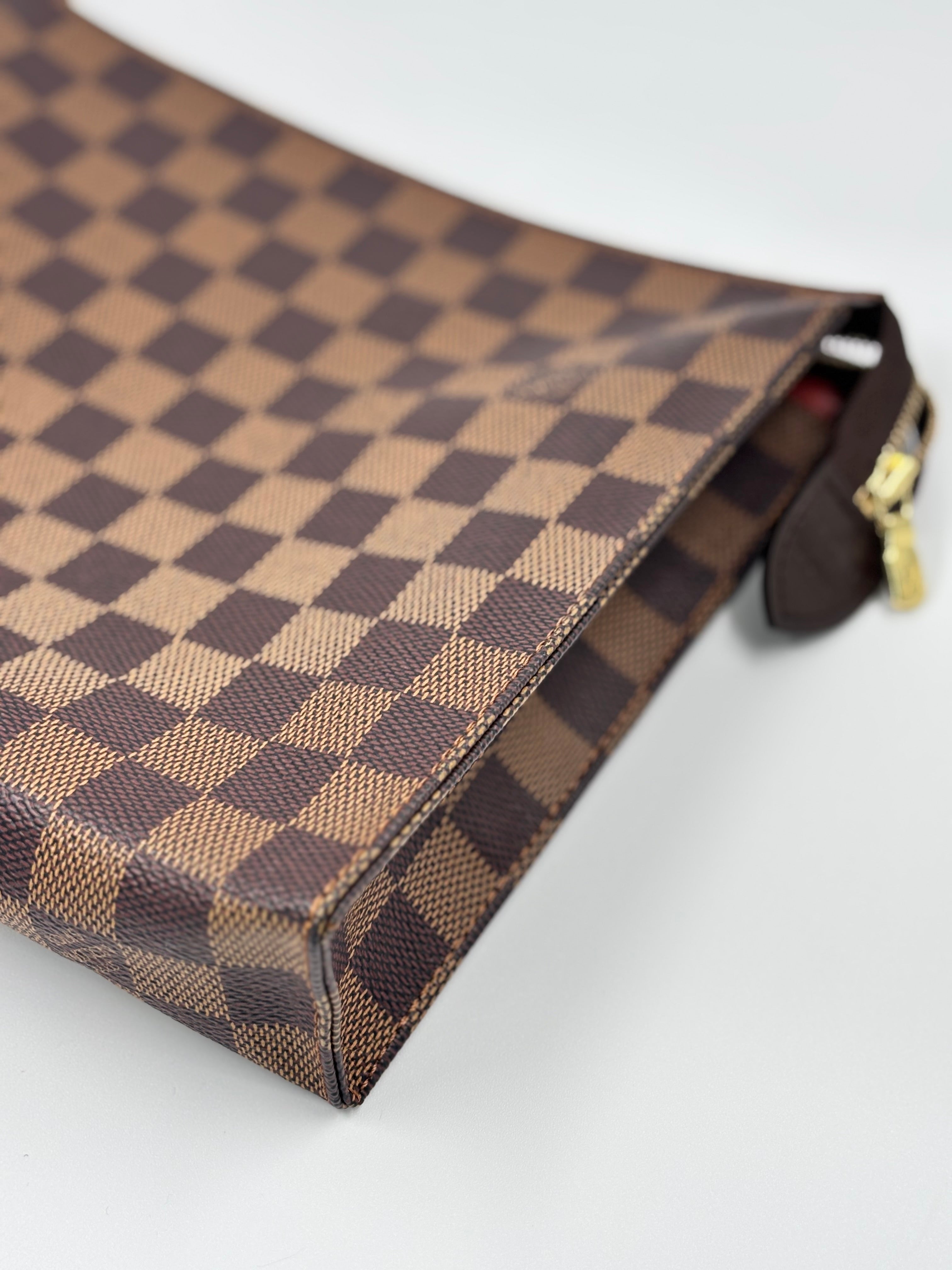 LV Damier Ebene Toiletry Pouch 26