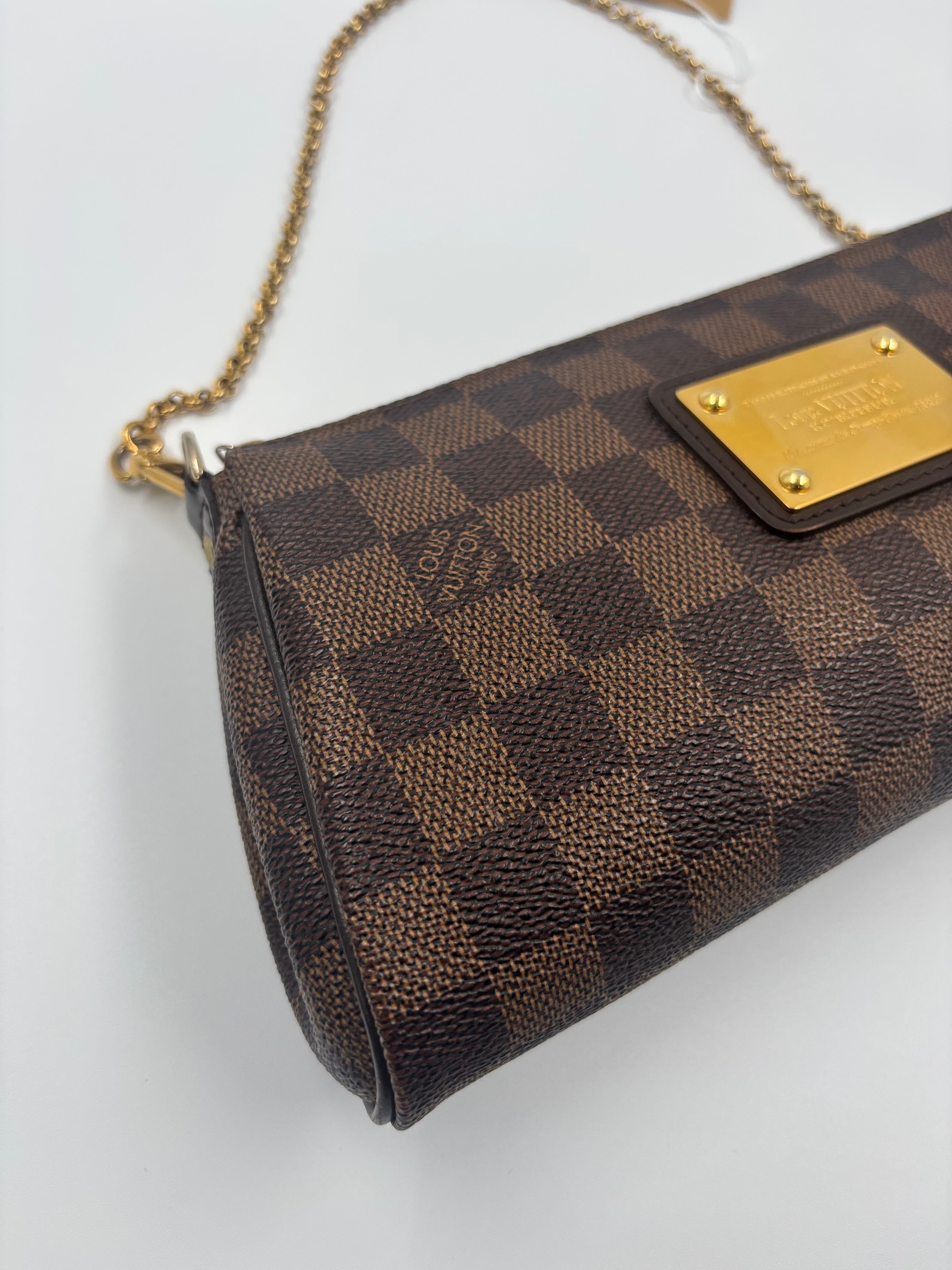 LV Damier Canvas Eva Clutch Bag