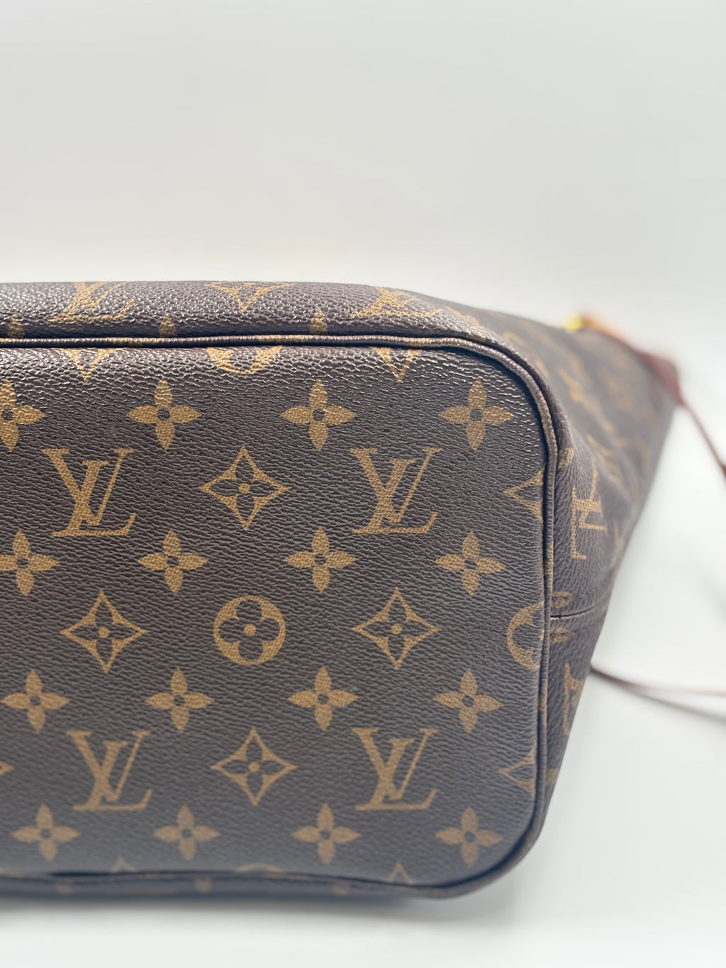 LV Monogram Canvas  Neverfull MM