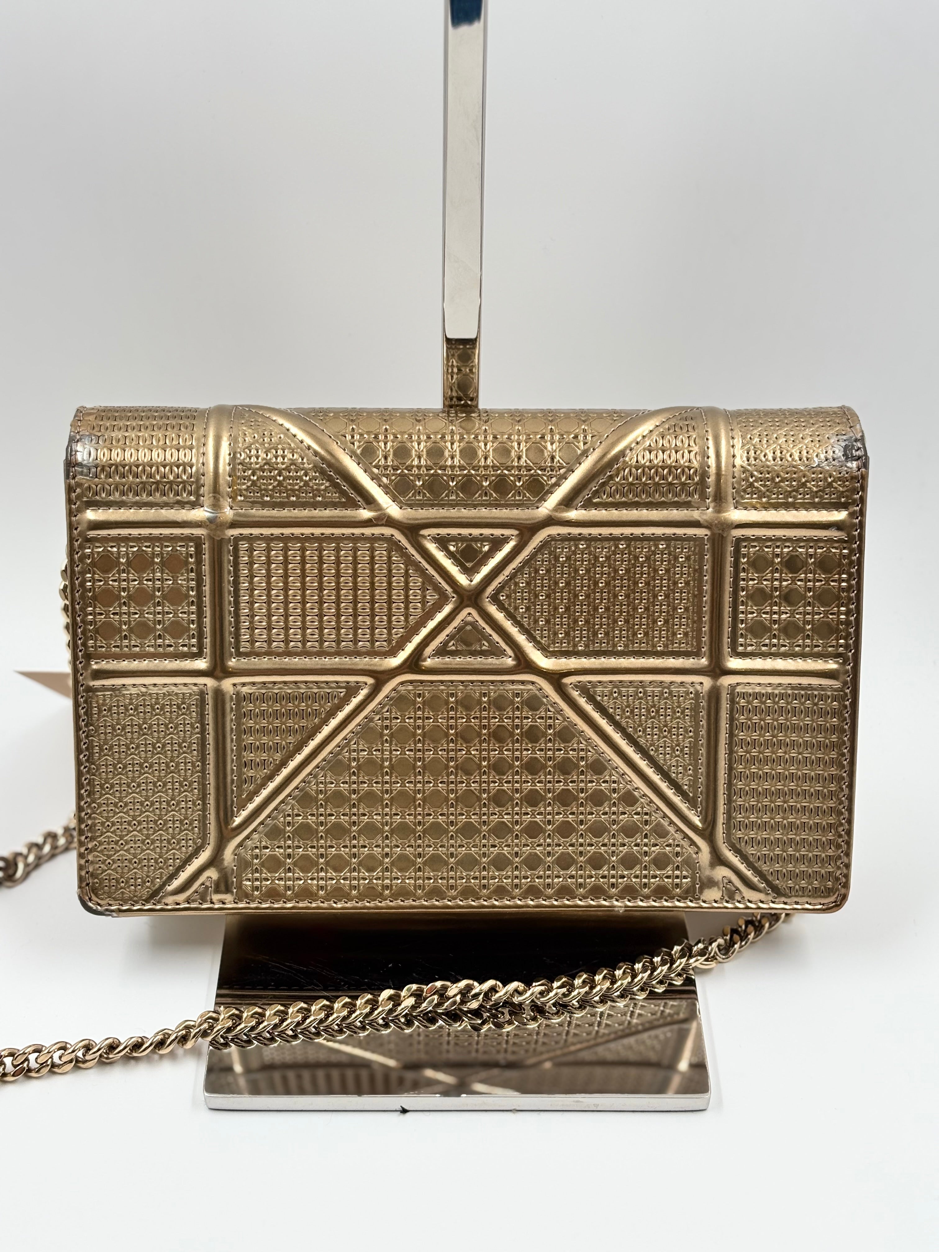 Christian Dior Diorama Wallet On Chain Clutch Bag