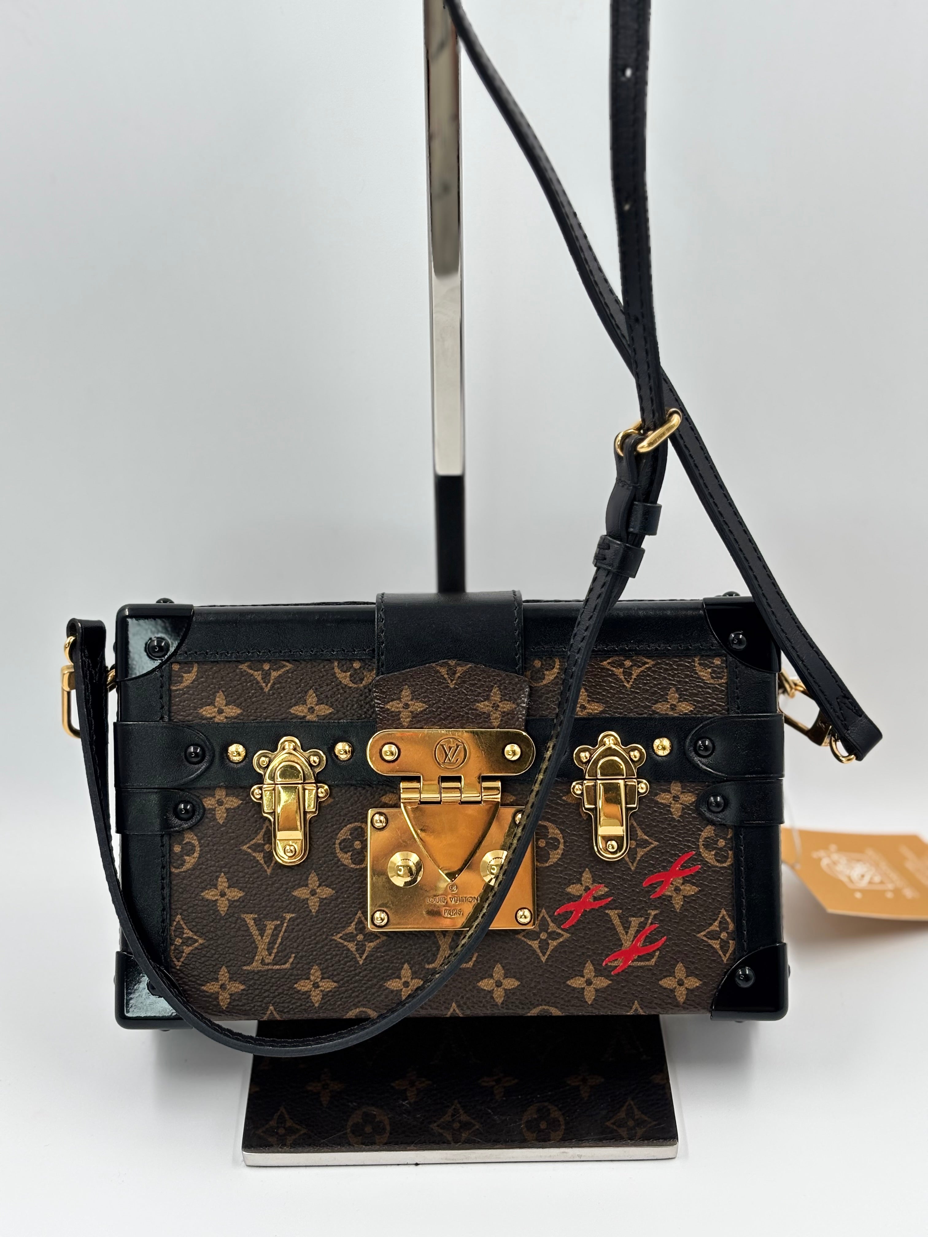 LV Petite Malle