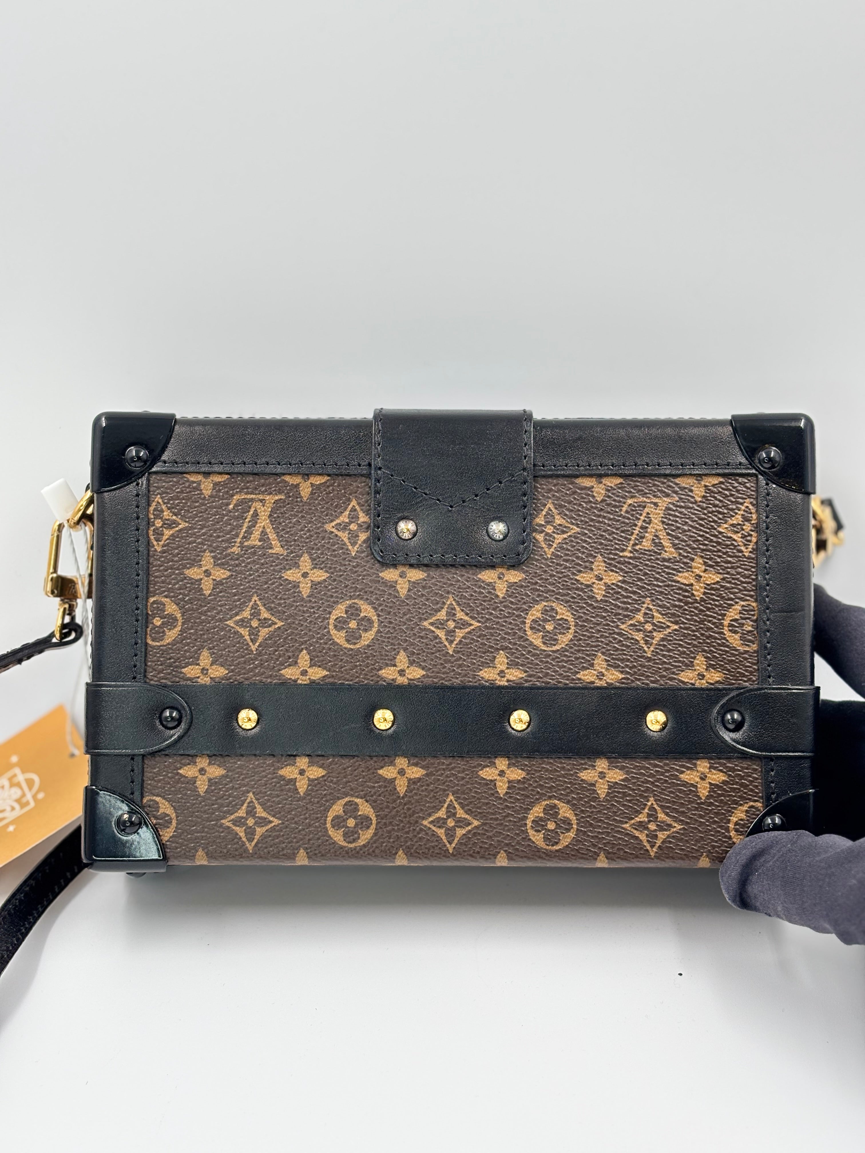 LV Petite Malle