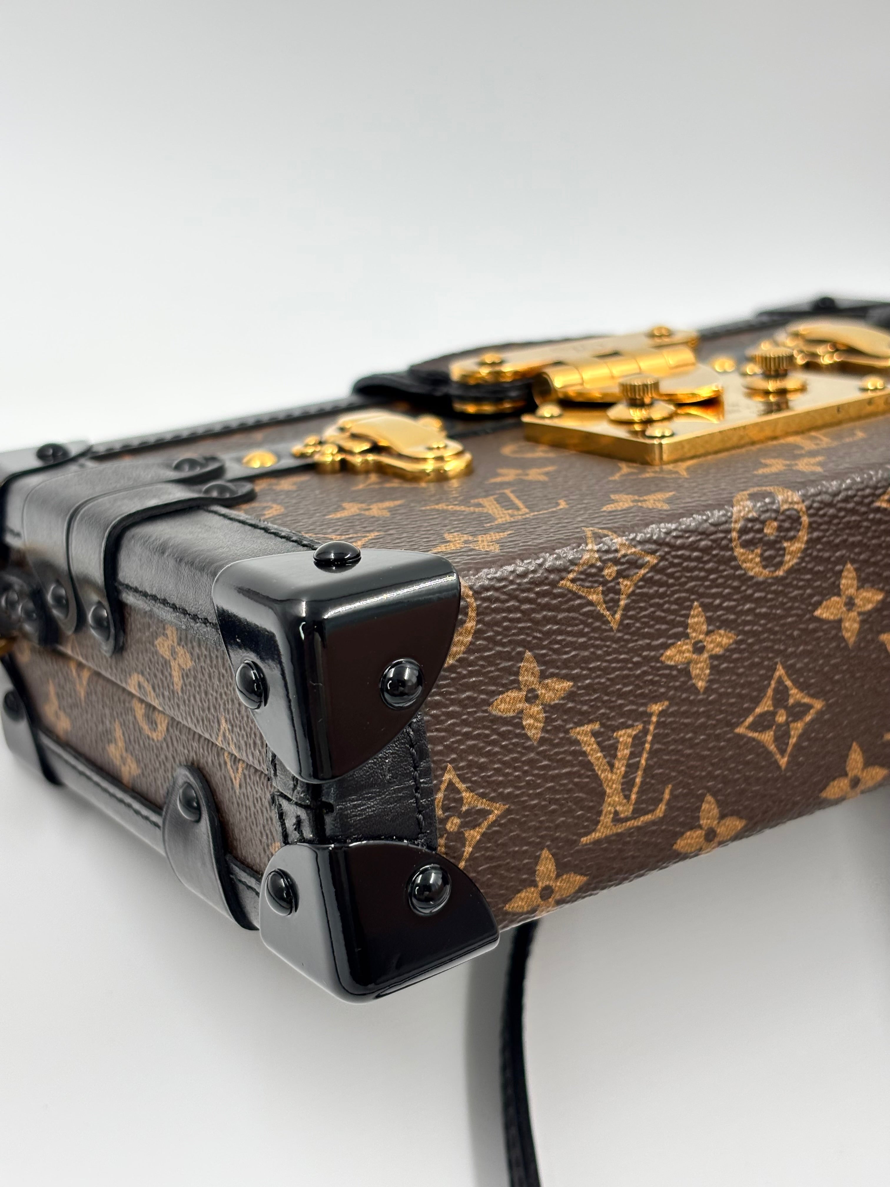 LV Petite Malle