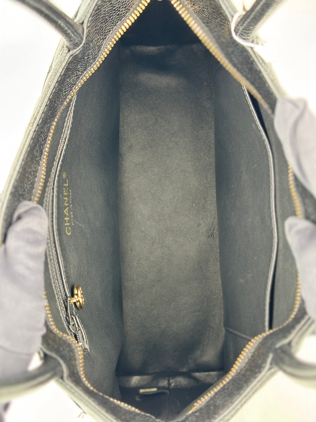 Chanel Medallion GHW