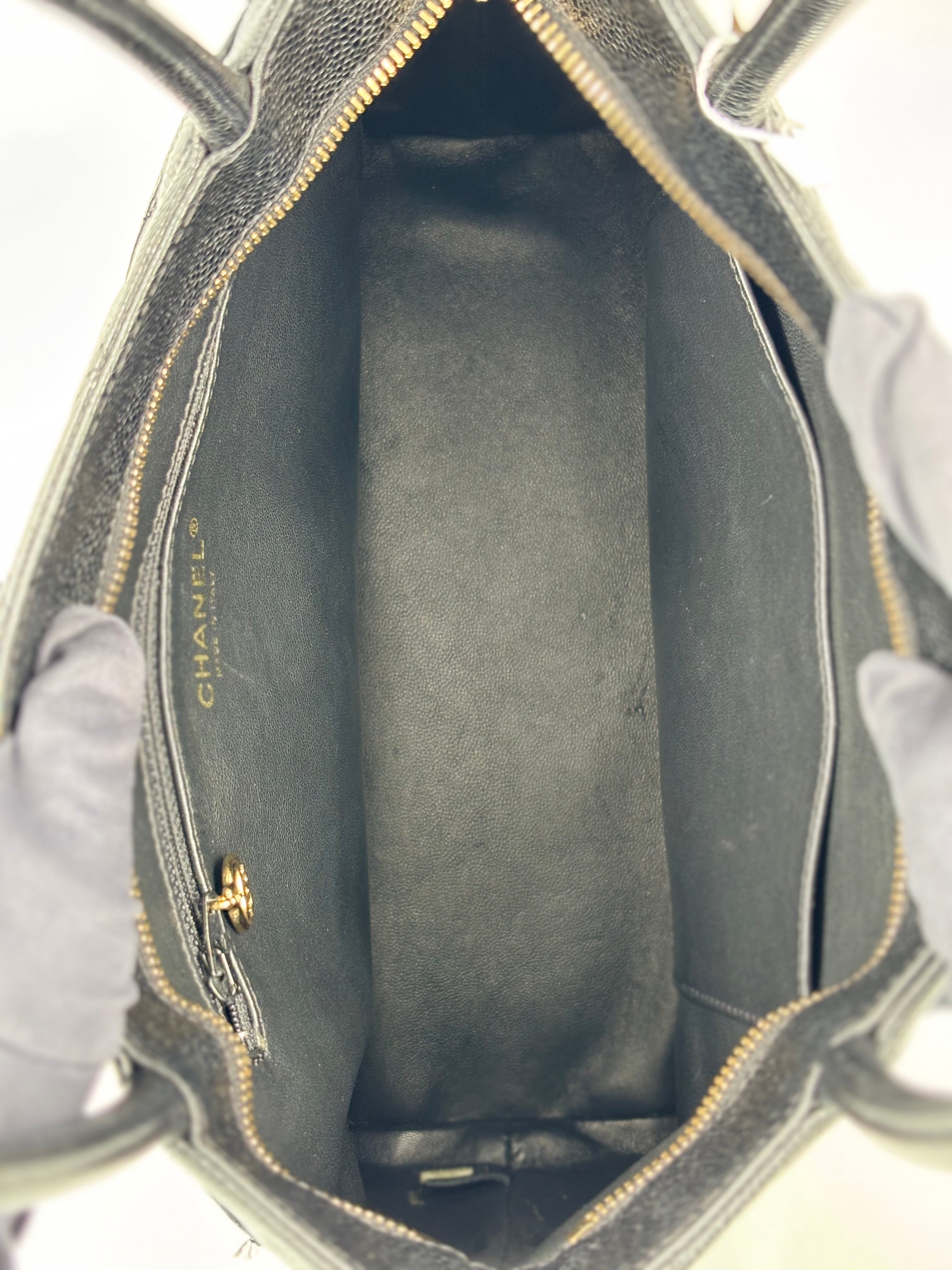 Chanel Medallion GHW