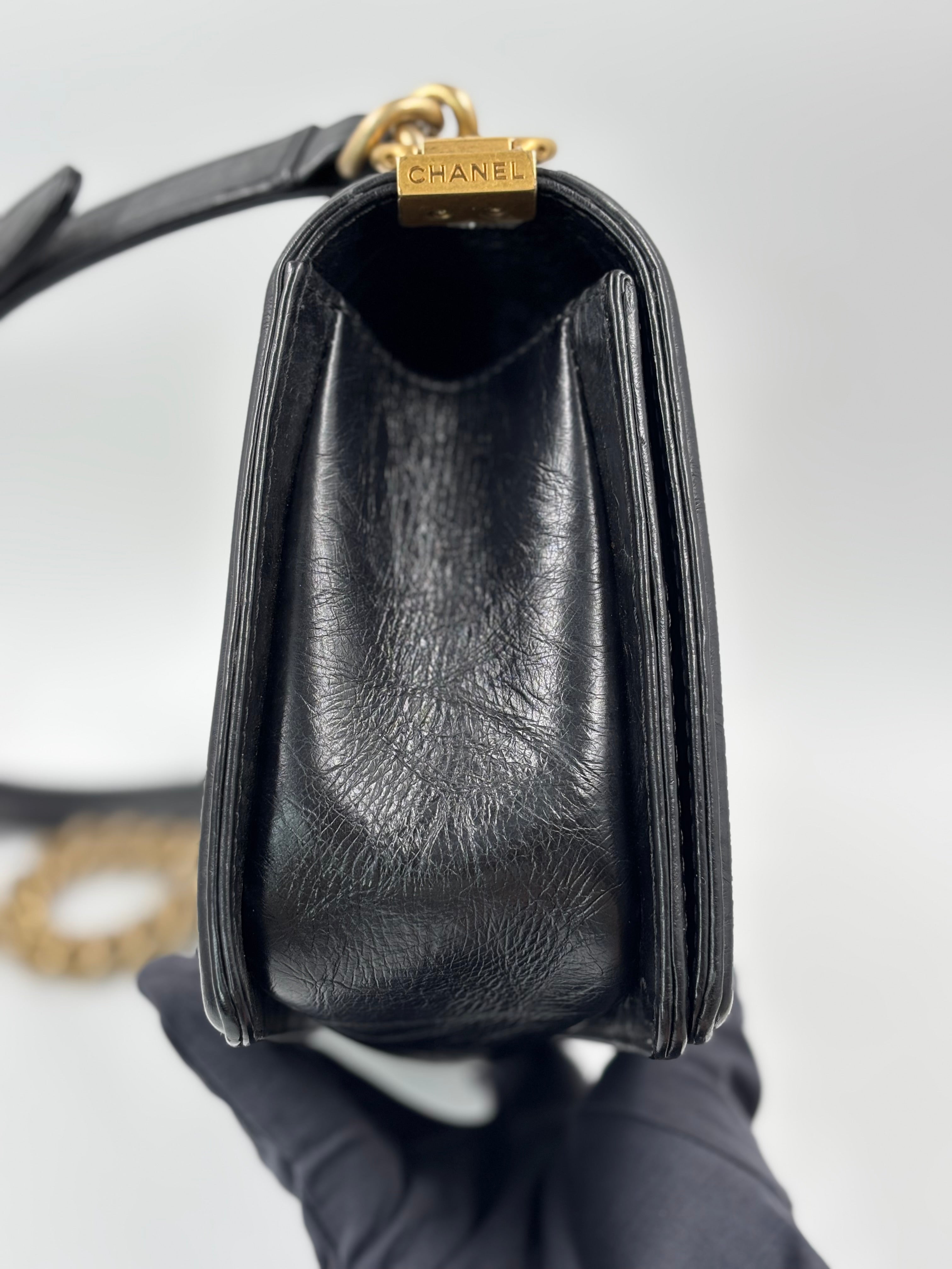 Chanel Le Boy Old Medium