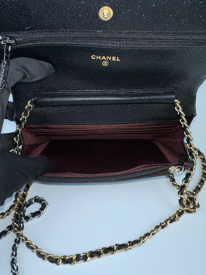 CC CAVIAR WALLET ON CHAIN