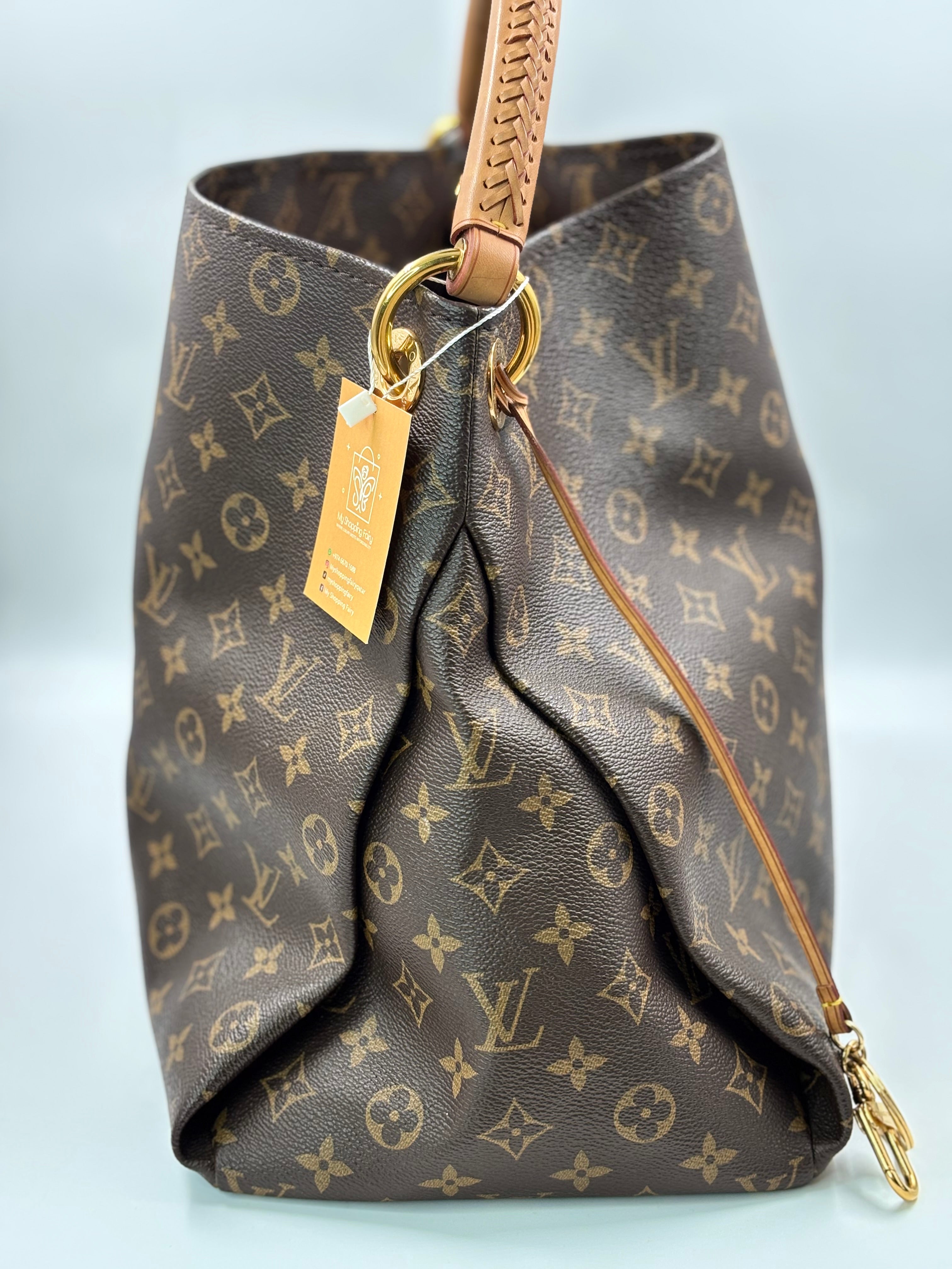 LV Monogram Canvas Artsy MM Bag