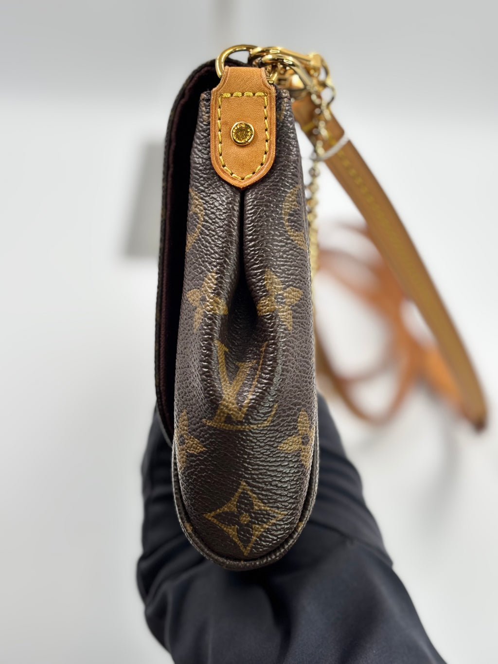 LV Monogram Canvas Favorite MM