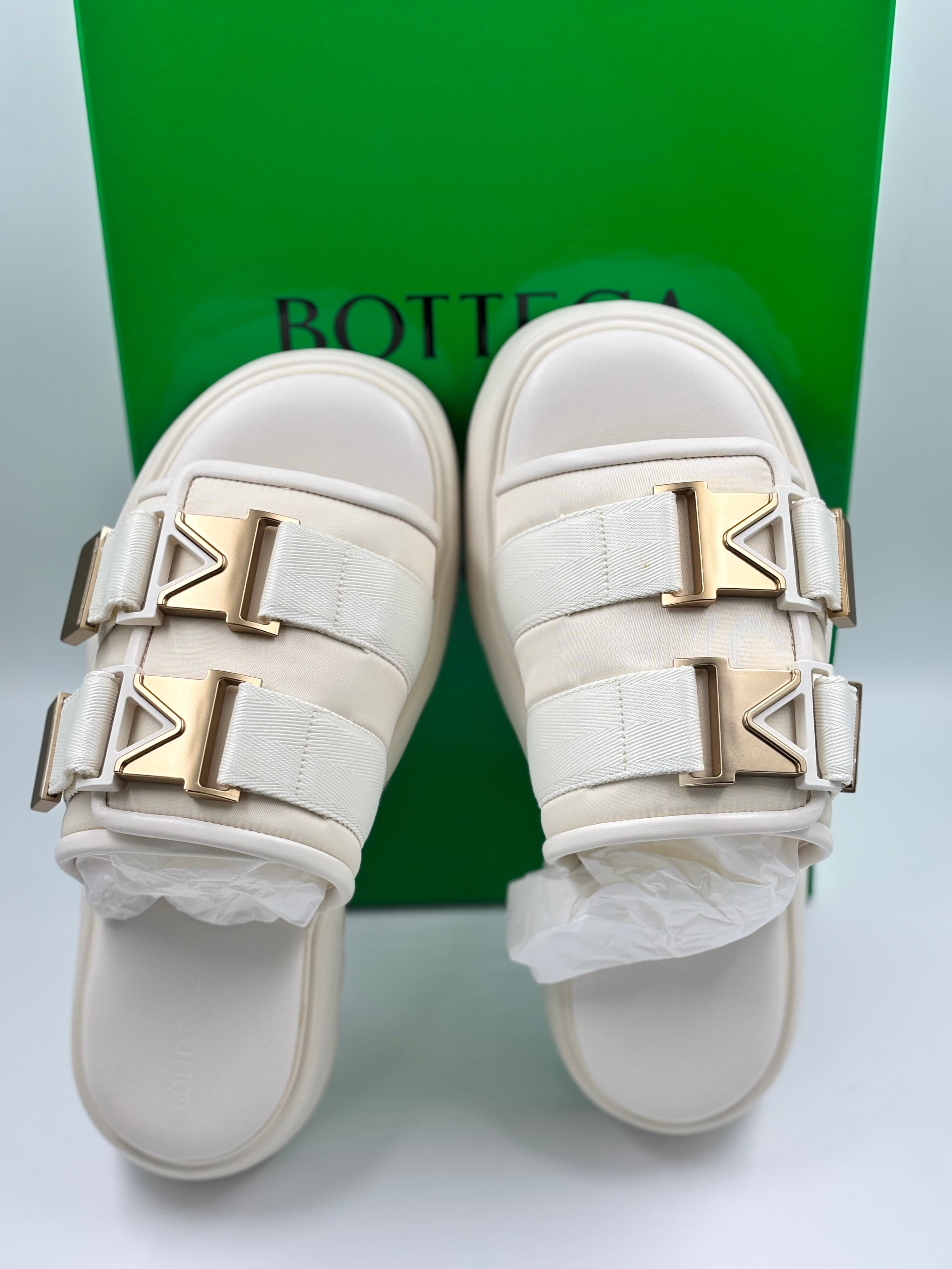 Bottega Veneta White Flash Flat Sandals