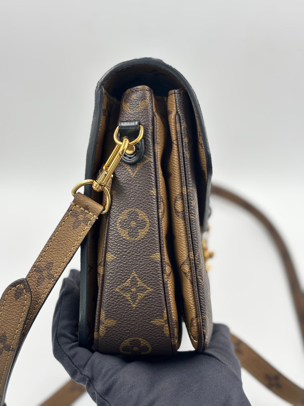 LV Monogram Reverse Canvas Metis Bag