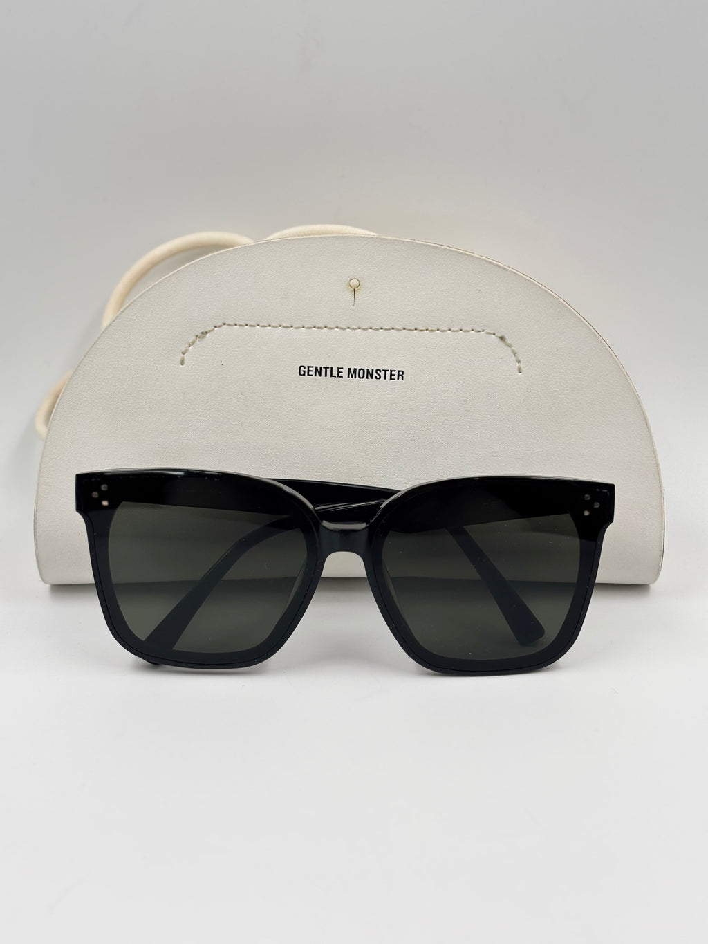 Gentle Monster Her 01 Square Sunglasses