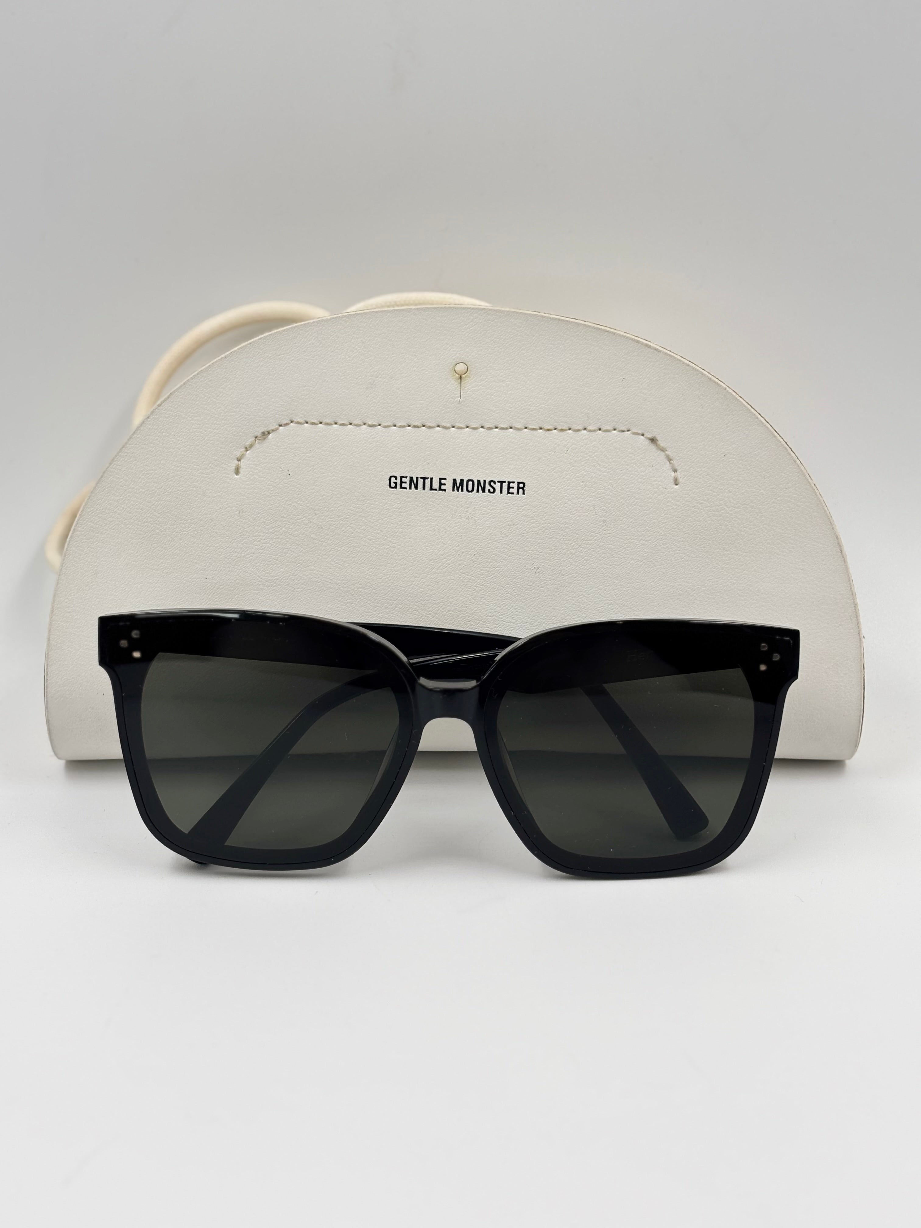 Gentle Monster Her 01 Square Sunglasses
