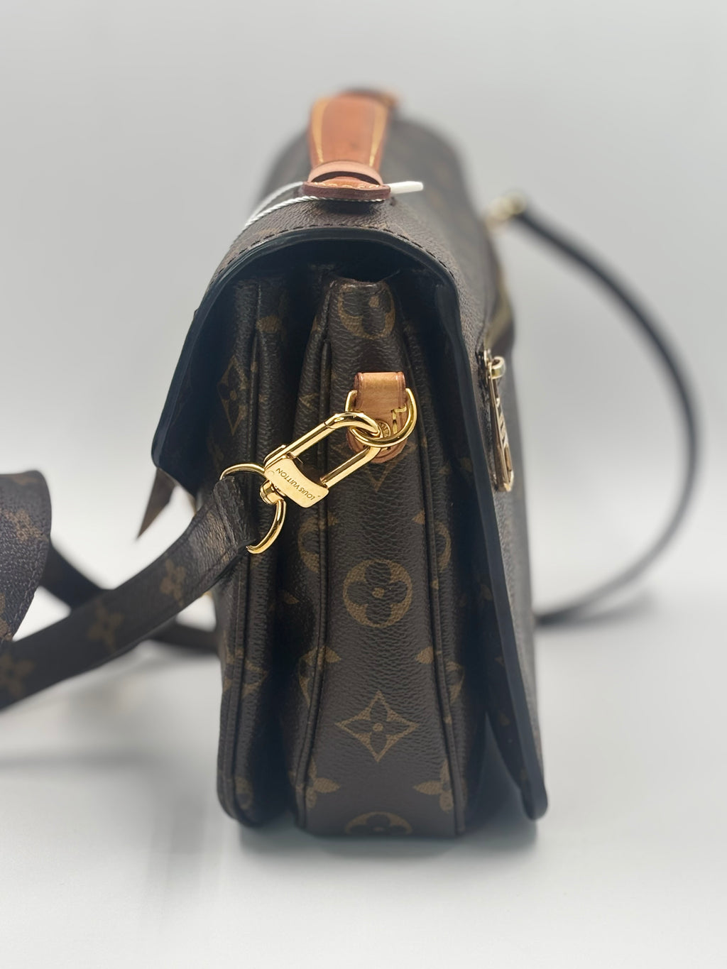 LV Metis Monogram Canvas