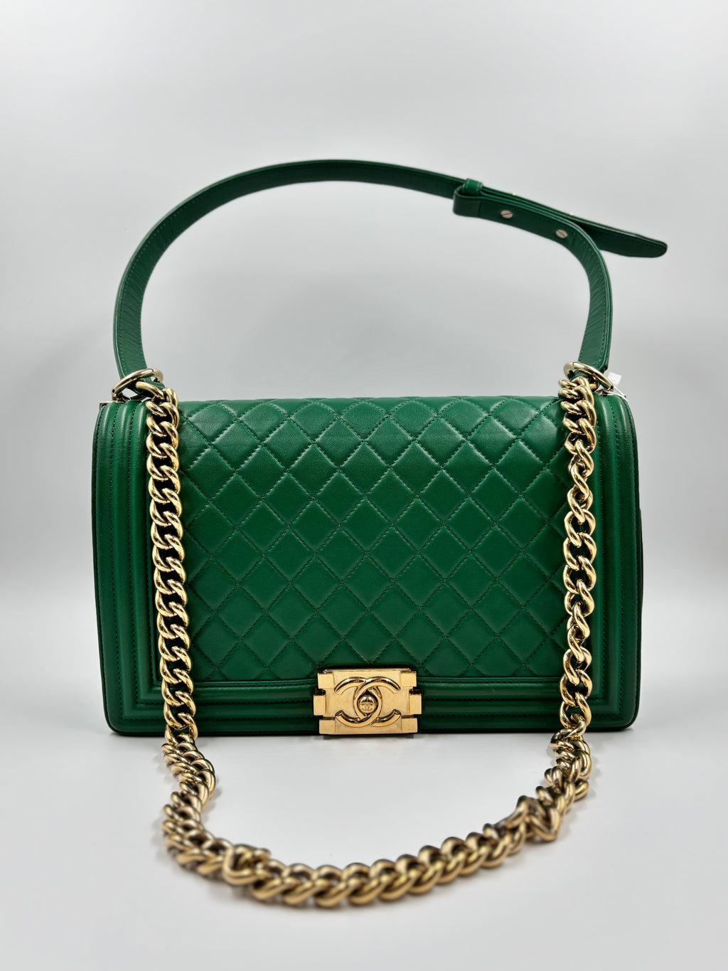 Chanel Green Quilted Lambskin Leather New Medium Boy Bag